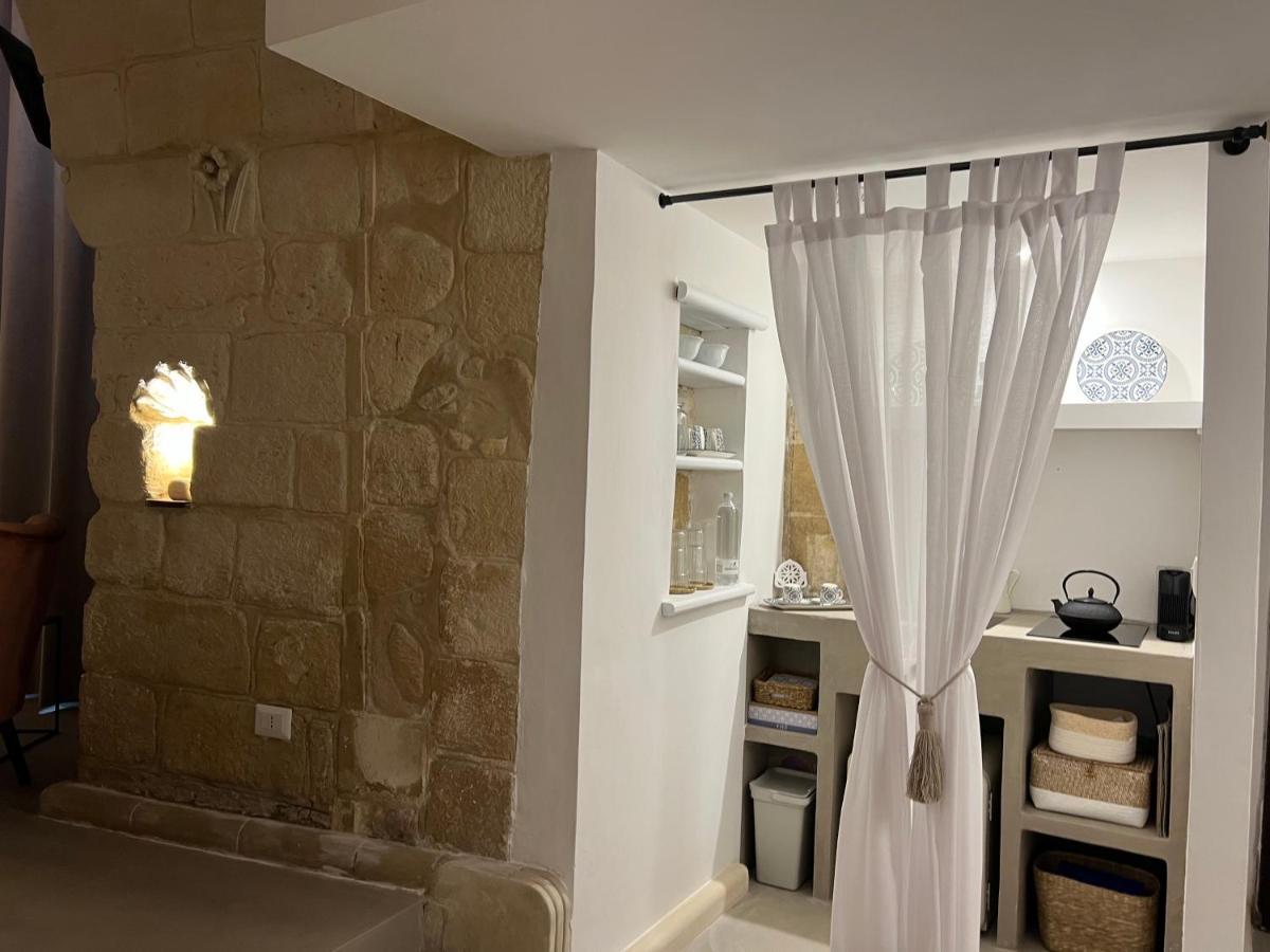 Ai Propilei Del Duomo Luxury Suite 레체 외부 사진
