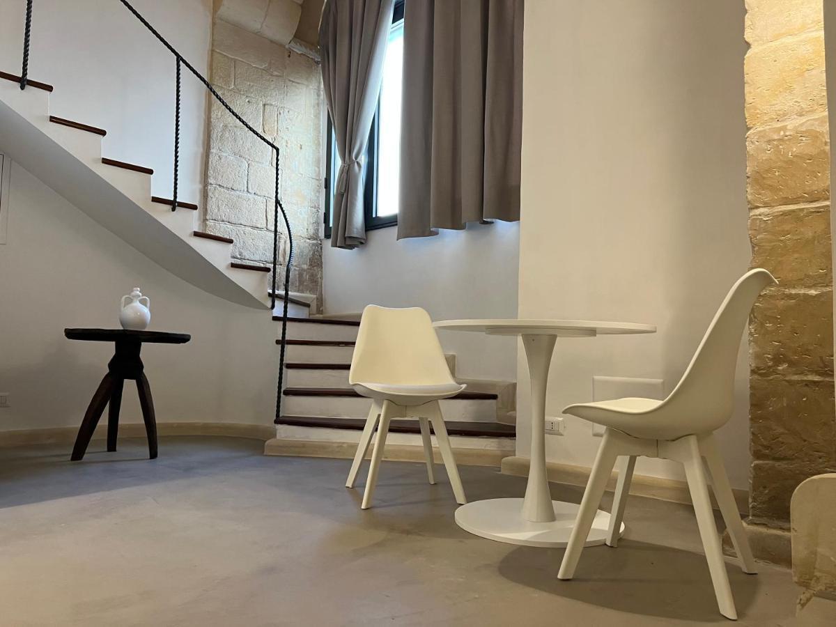 Ai Propilei Del Duomo Luxury Suite 레체 외부 사진